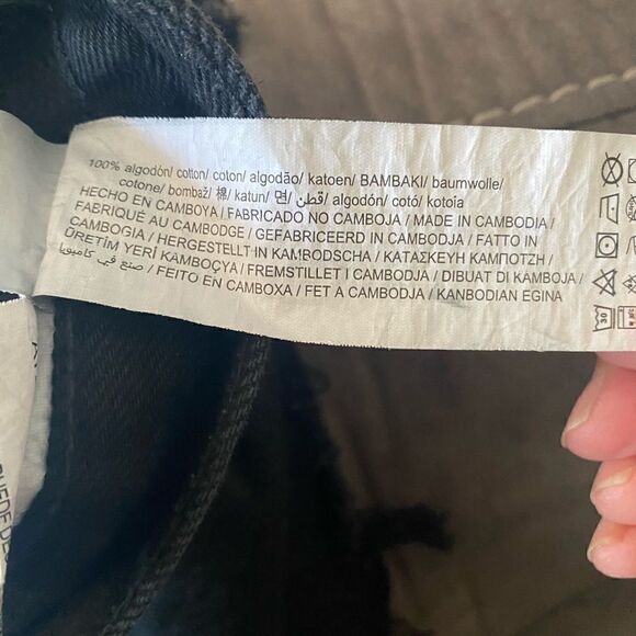 Pull and Bear cutoff shorts black distressed size 6 - Picture 6 of 7